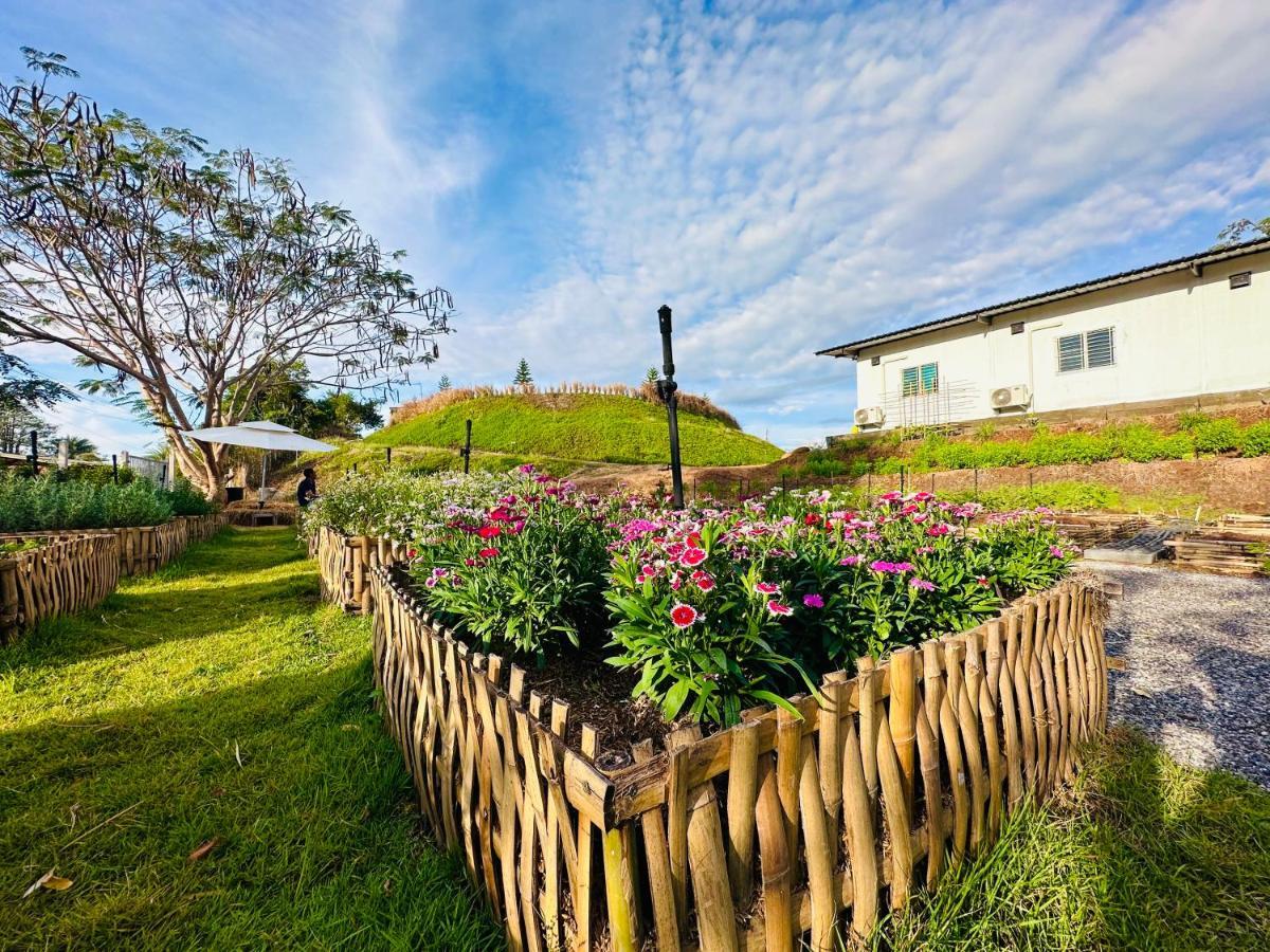 The Sunnery Ville Lom Kao Bagian luar foto